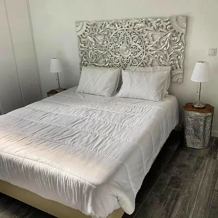 A Casa Azul Santa Luzia (Tavira)